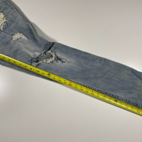 Stampd Destroyed Light Wash Stretch Denim Jeans men's size 32x29 - Picture 9 of 10